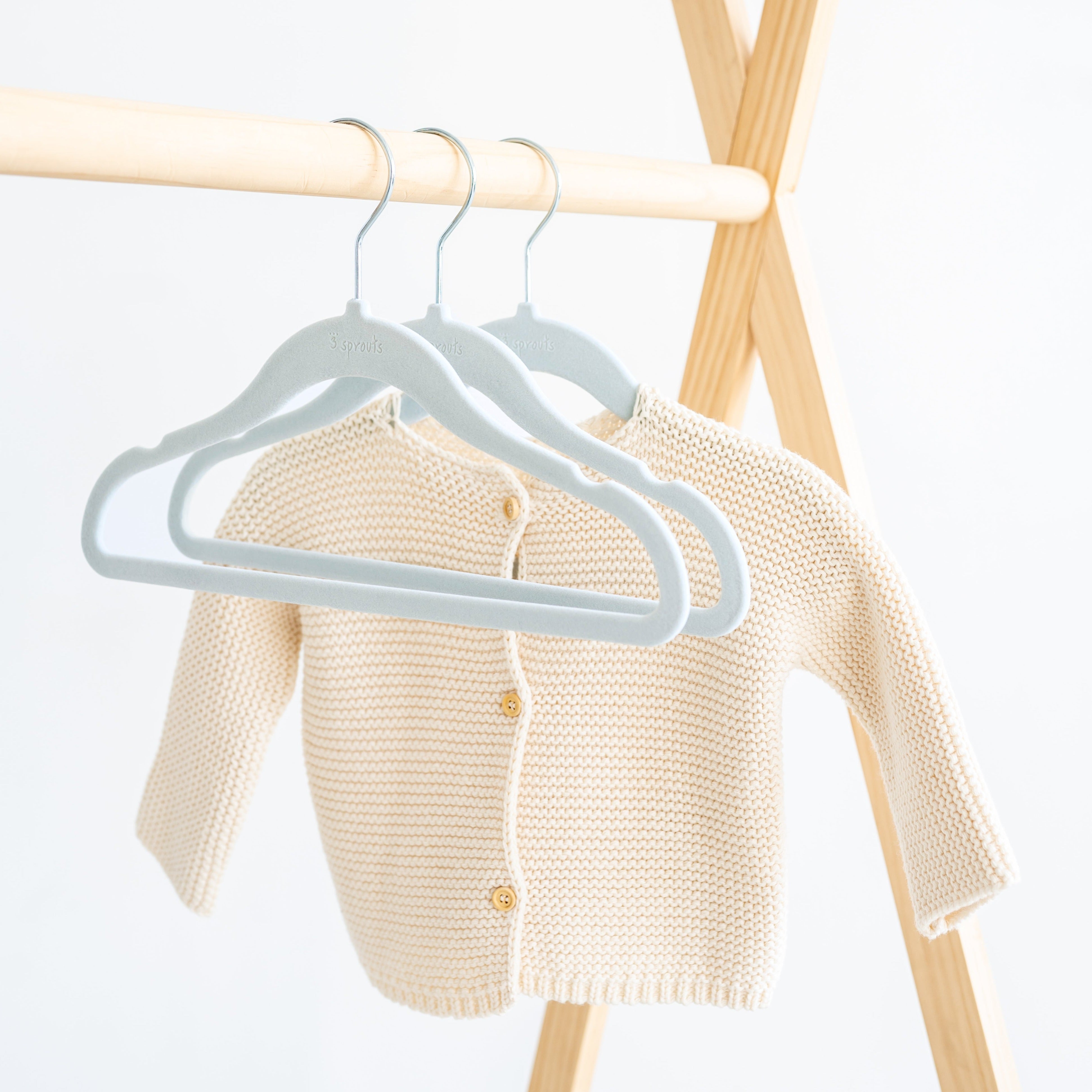 3-sprouts-cintres-velours-antid-rapants-enfant-bleu-lot-de-30 image 4