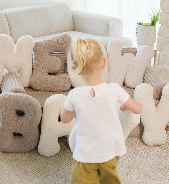meowbaby-grand-coussin-alphabet-peluche-bearly-blanc-cass-lettre-au-choix image 4