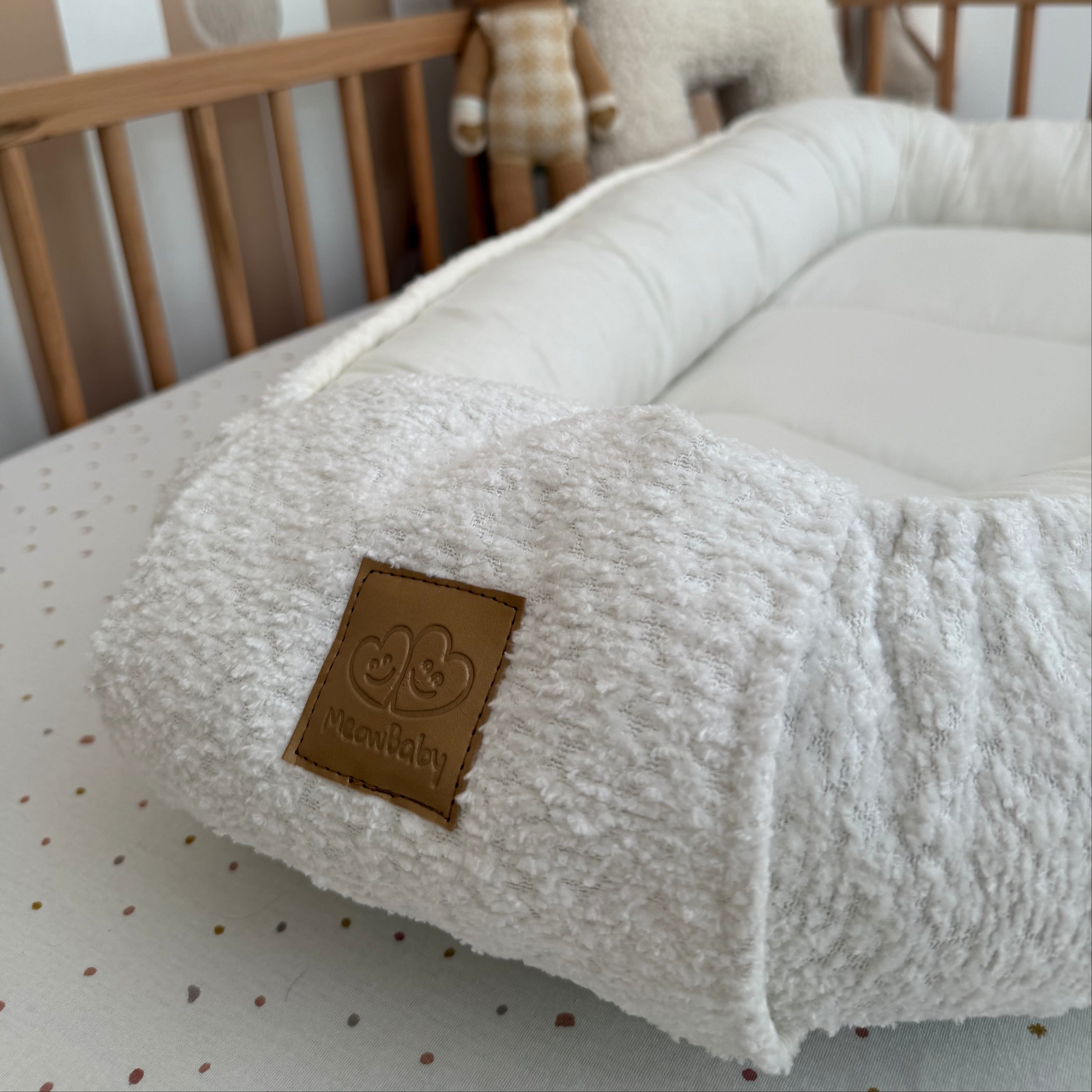 meowbaby-nid-d-ange-r-ducteur-de-lit-b-b-boucl-bouclette image 5
