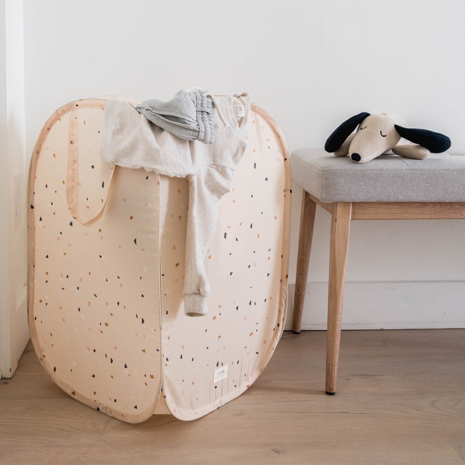 3-sprouts-panier-linge-pop-up-beige-terrazzo-tissu-recycl image 6