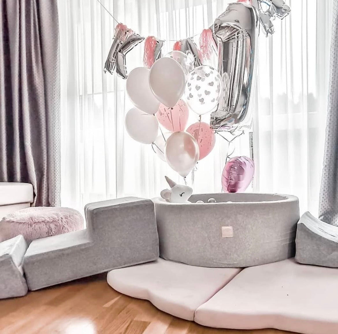 meowbaby-parcours-3-pi-ces-piscine-balles-ronde-90x30-cm-velours-gris-200-balles image 1