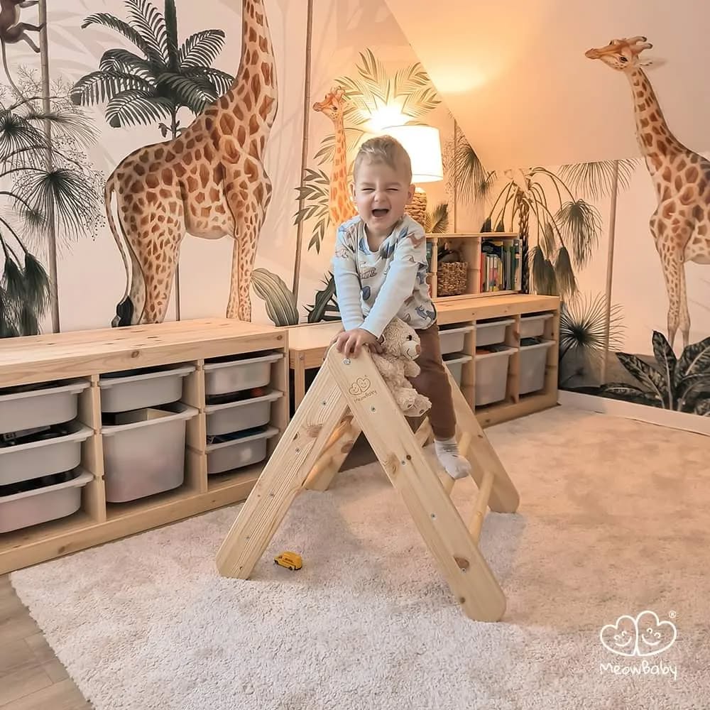 meowbaby-triangle-de-pikler-en-bois-avec-rampe image 6