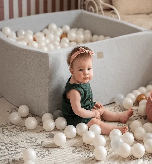 meowbaby-piscine-balles-carr-e-110x110-jersey-gris-clair-400-balles image 1