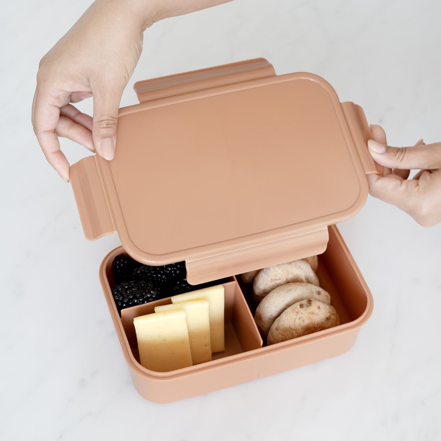 3-sprouts-bo-te-bento-plastique-recycl-rouille-3-compartiments image 4