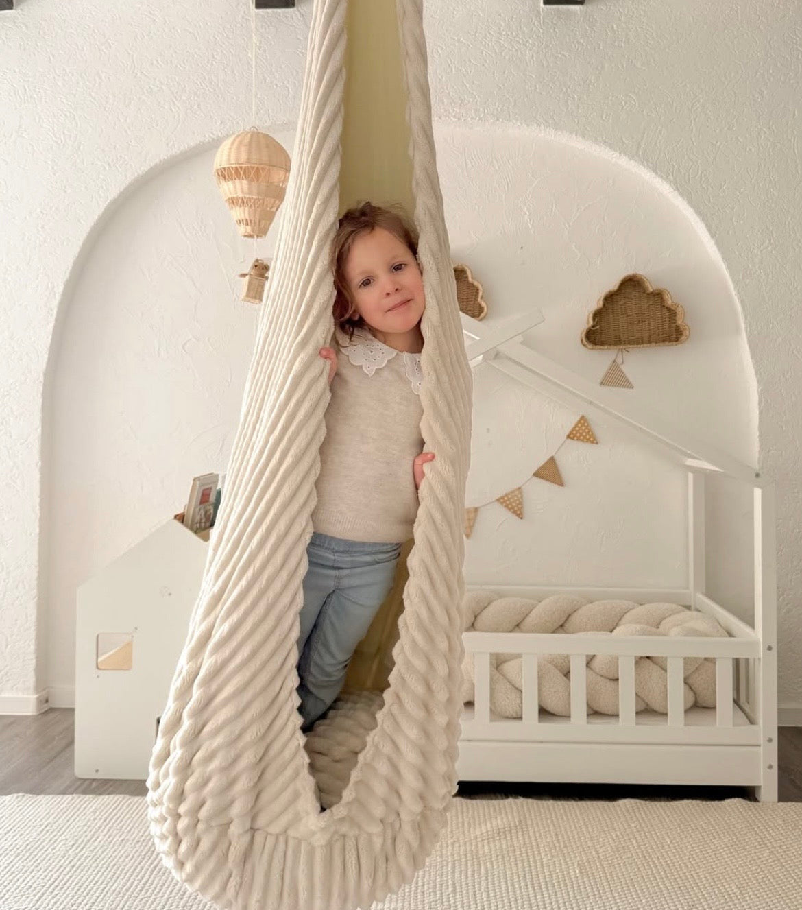 meowbaby-balan-oire-cocon-d-int-rieur-churros-coussin image 5