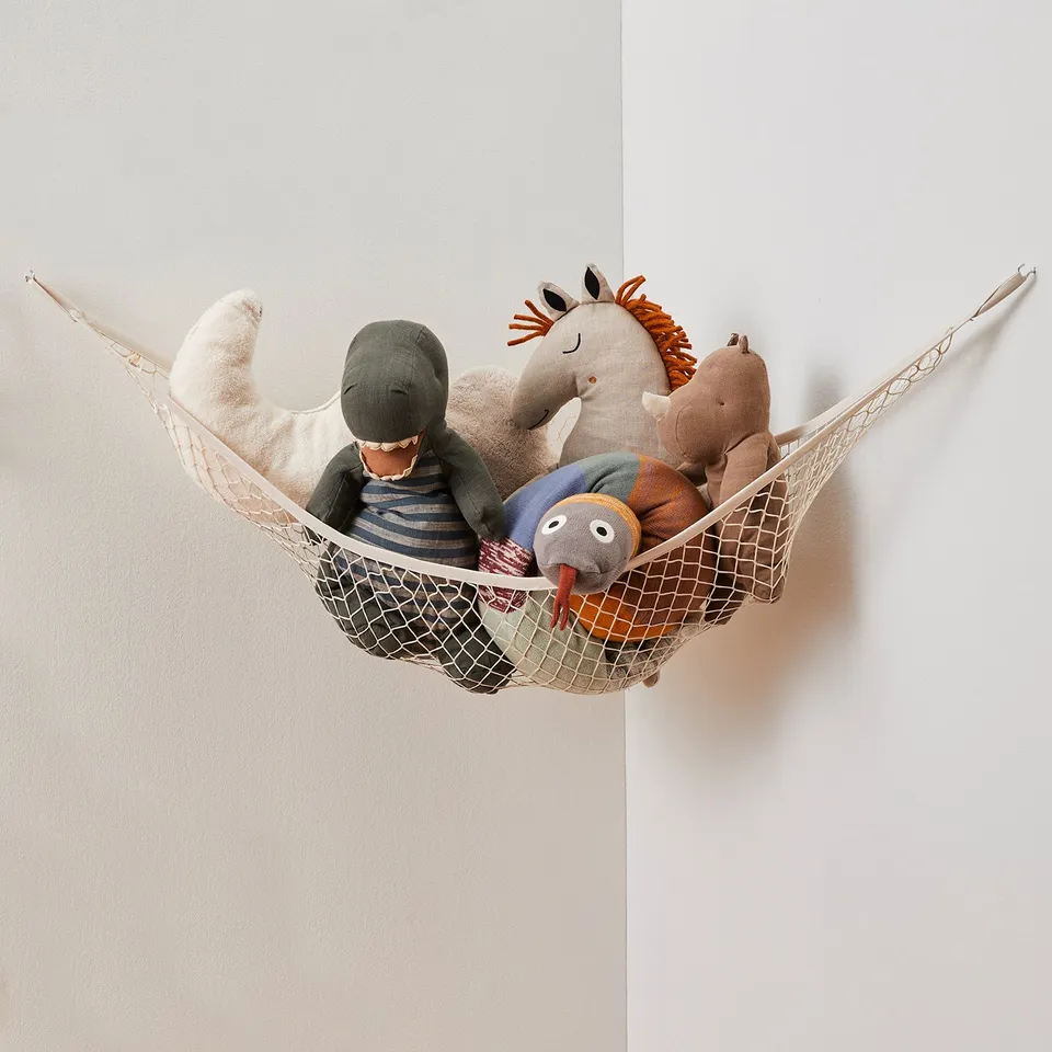 3-sprouts-hamac-jouets-beige-d-angle image 1