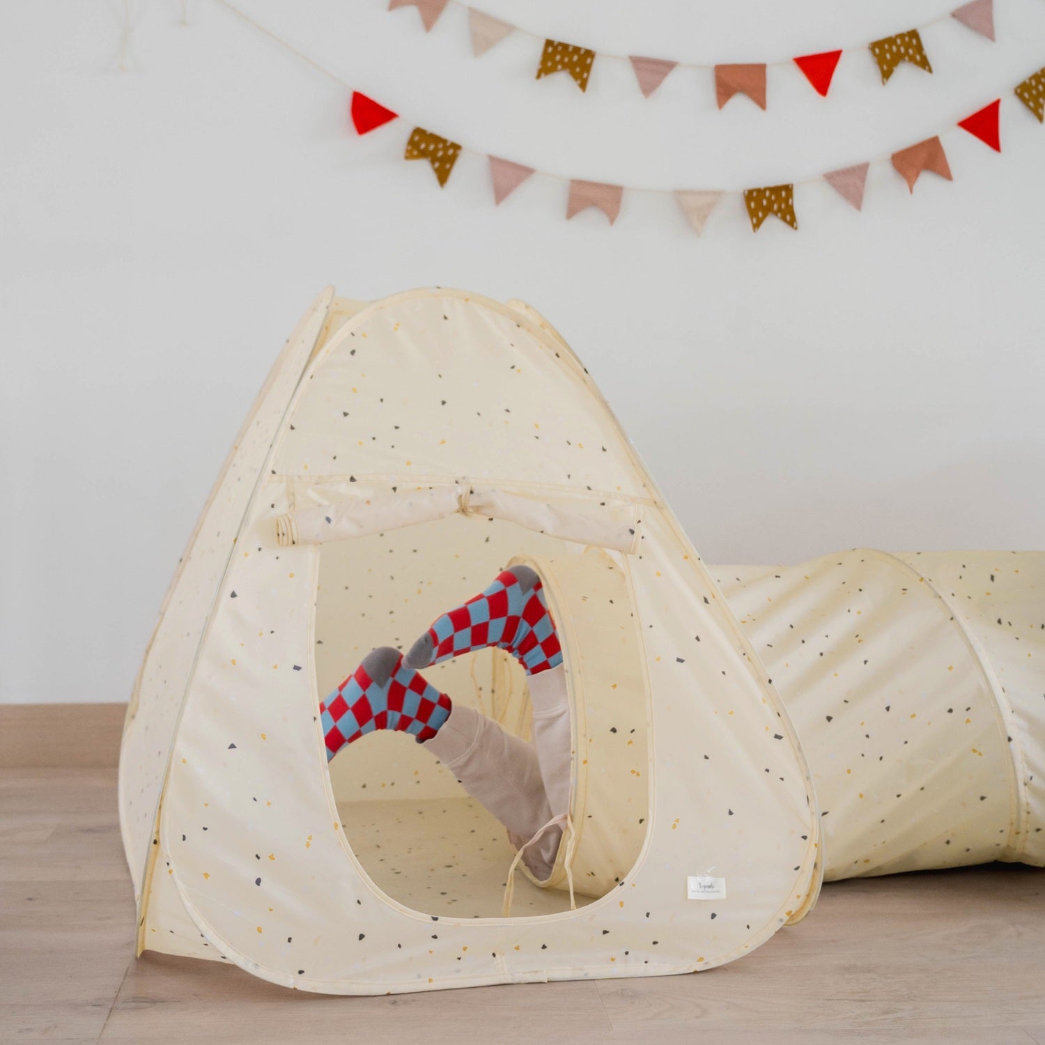 3-sprouts-ensemble-tente-et-tunnel-de-jeu-3-en-1-terrazzo-beige-recycl image 3