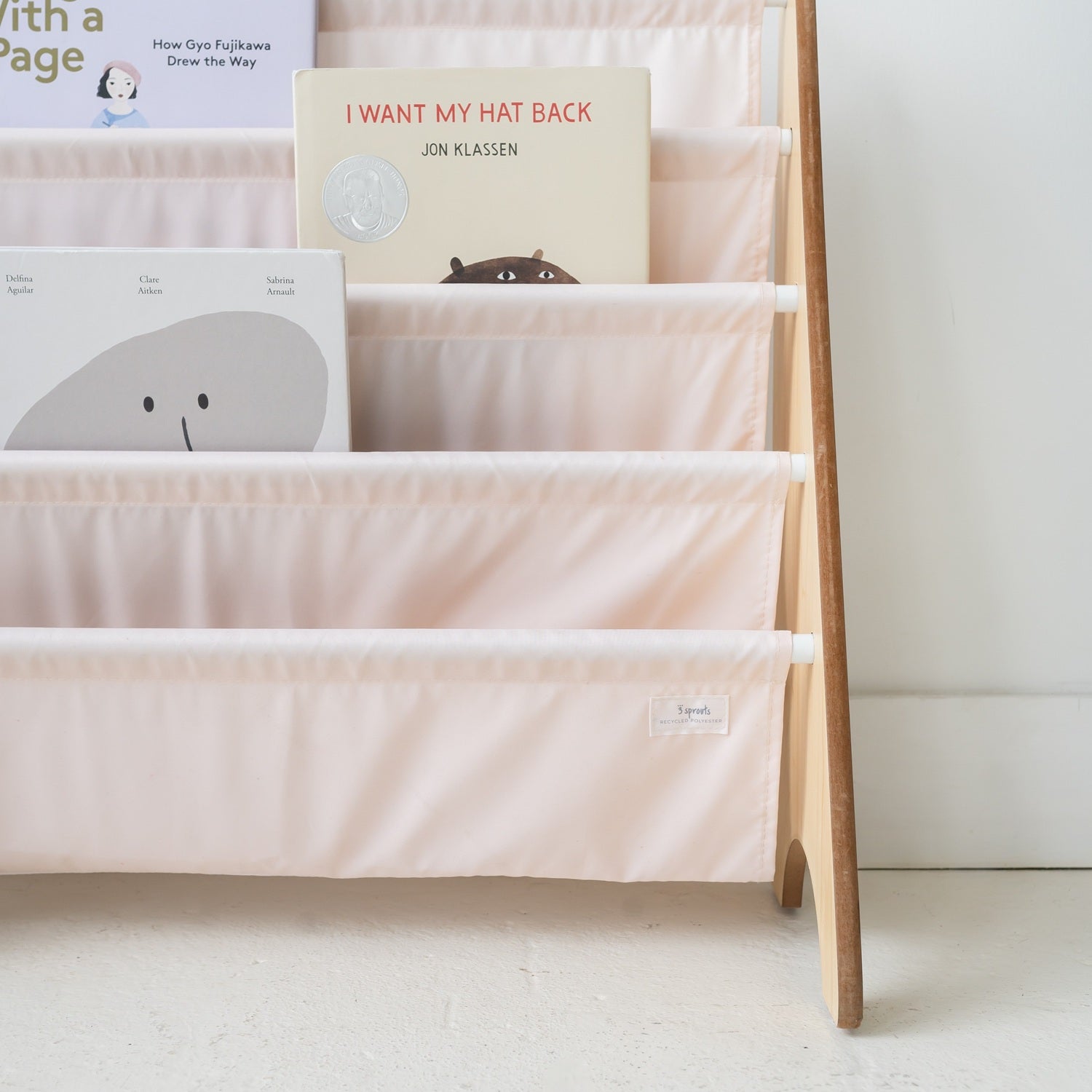 3-sprouts-biblioth-que-rose-porte-livres-tissu-recycl-enfant image 4