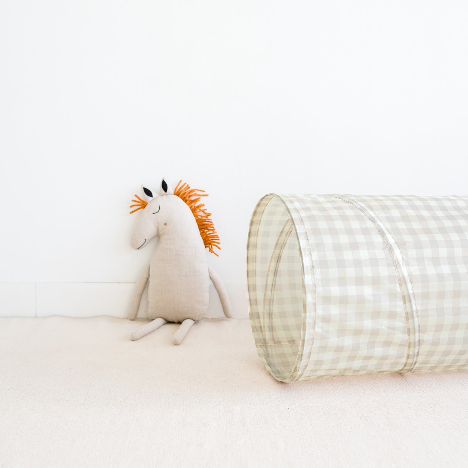 3-sprouts-tunnel-de-jeu-gingham-beige-en-tissu-recycl image 3