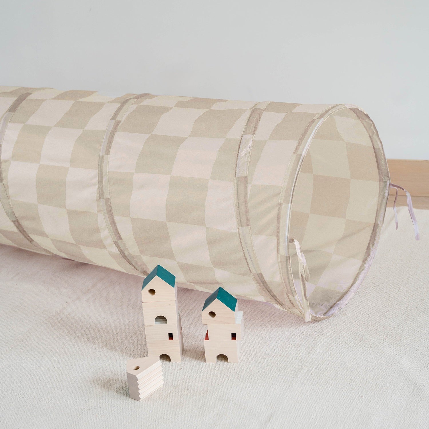 3-sprouts-tunnel-de-jeu-beige-damier-en-tissu-recycl image 5