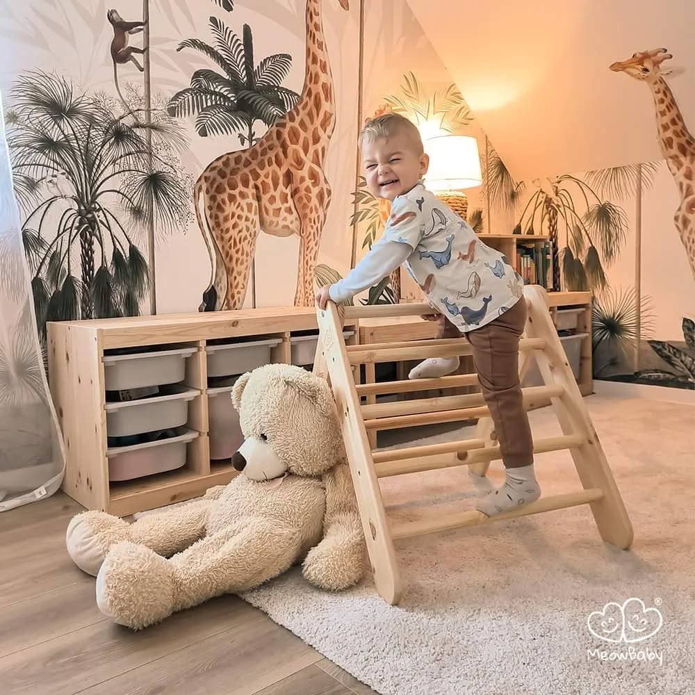 meowbaby-triangle-de-pikler-en-bois-avec-rampe image 8